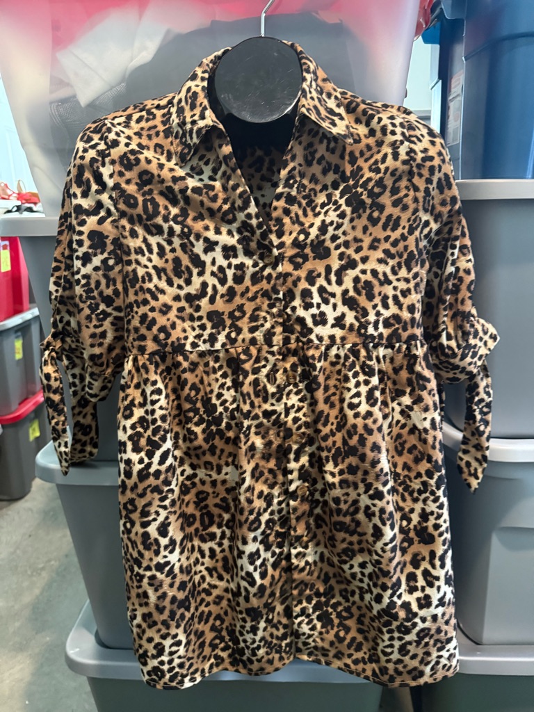 Leopard Print Button-Up Tunic Blouse - Brown & Black 100